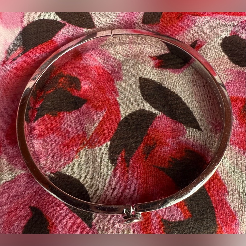 Kate Spade Spade Bangles Thin Hinge Bangle - Picture 5 of 7